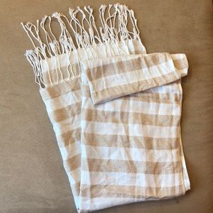 5/$25 Sale! || Coldwater Creek Scarf